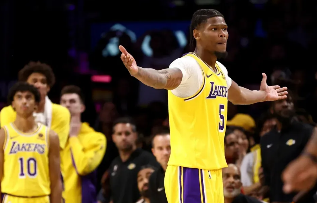 开云体育官网-单挑打爆湖人全队！终于签约了，26岁天才告别NBA